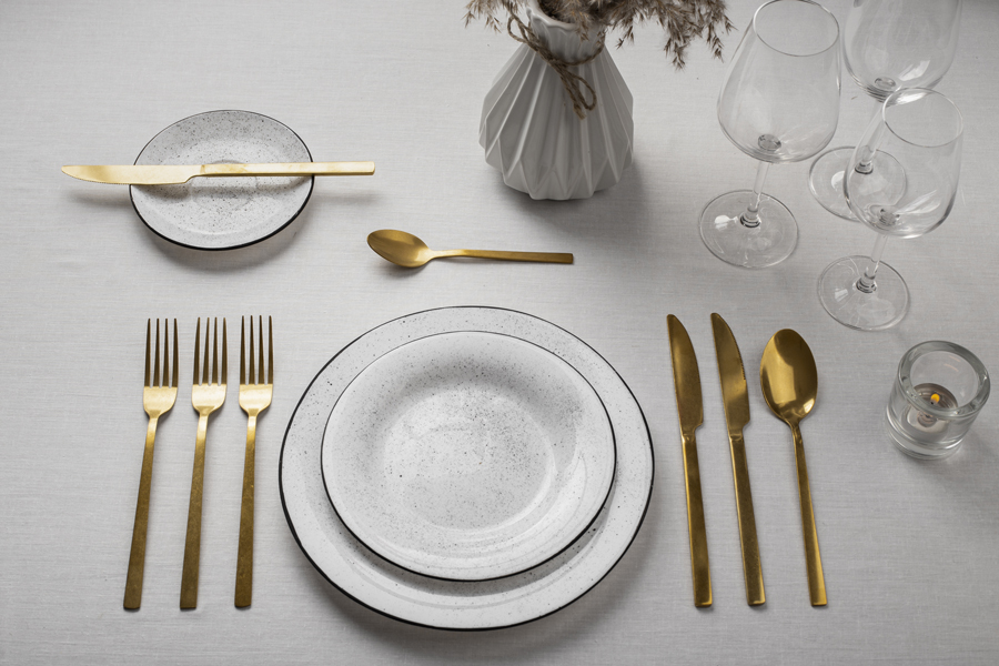 A tavola con stile: regole e creatività per sorprendere gli ospiti