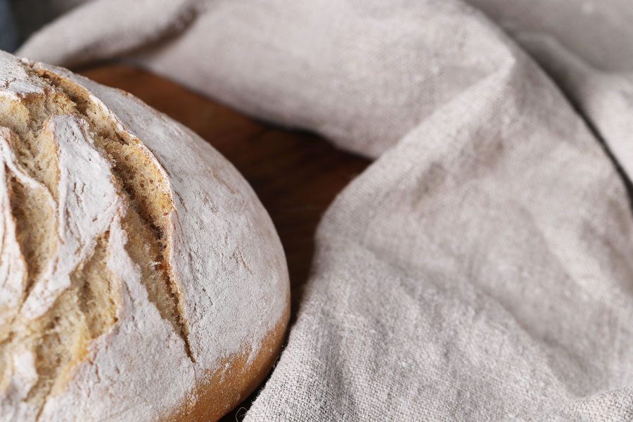 il pane con farine integrali e lievito madre