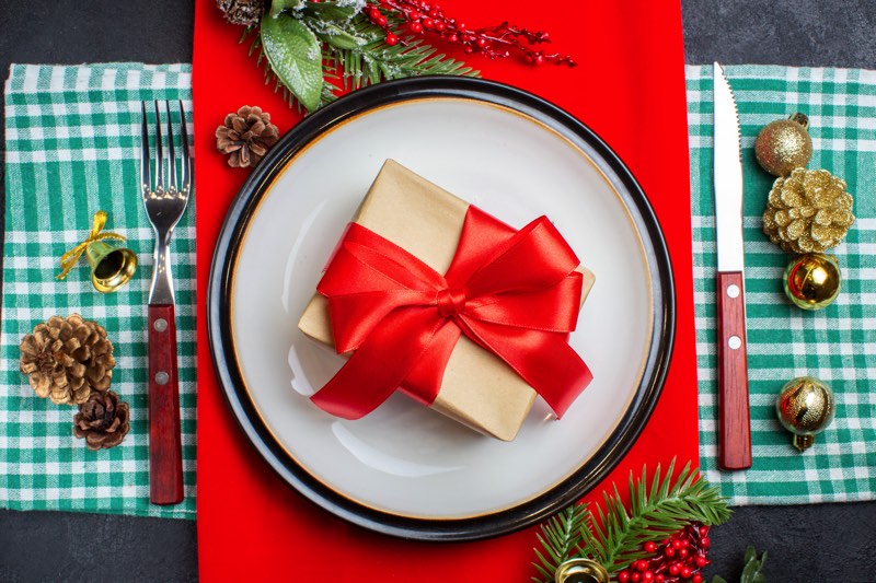 La psicologia del Natale: perché durante le feste mangiamo in modo diverso?
