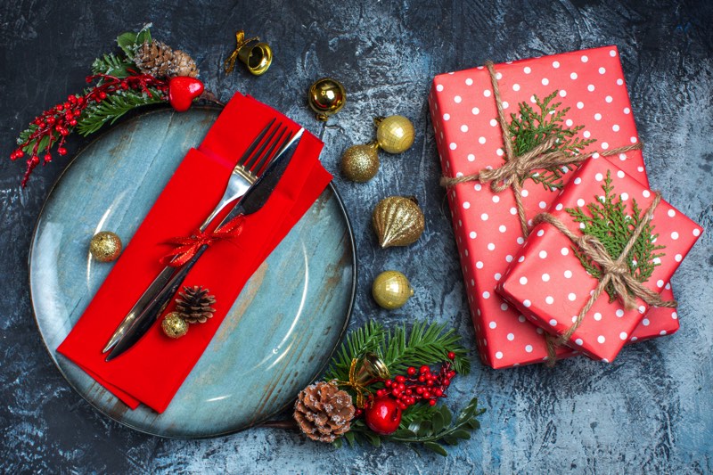 La psicologia del Natale: perché durante le feste mangiamo in modo diverso?