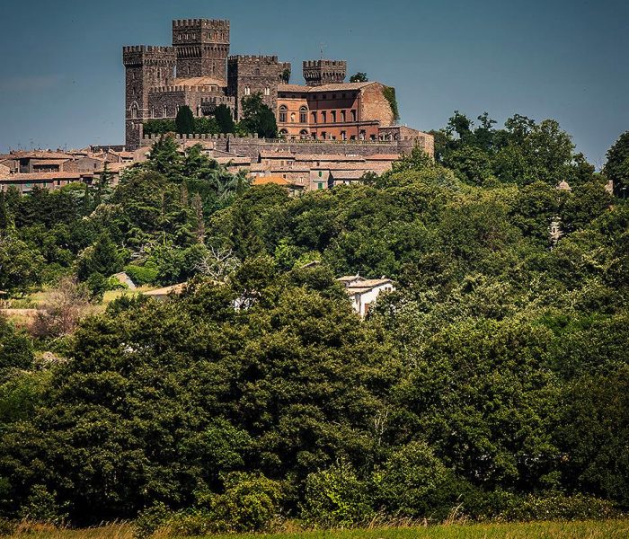 Torre Alfina: tra castello e natura incantata