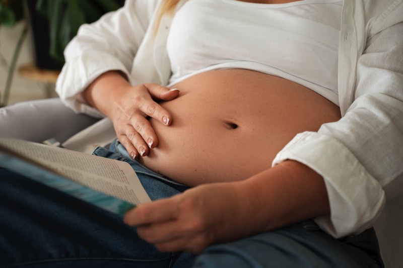 Pancia gonfia? Alimenti consigliati e cibi da evitare